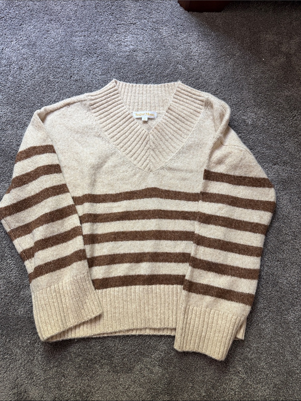 Women’s Sugar Moon Striped V-Neck Knit long sleeve Sweater Sz S NWT